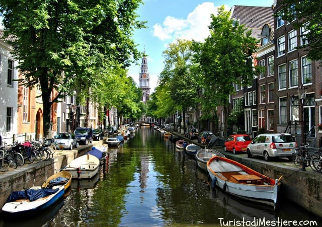 I romantici canali cittadini di Amsterdam I romantici canali cittadini