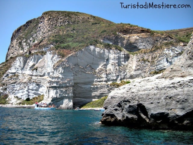 tour in barca a Ponza