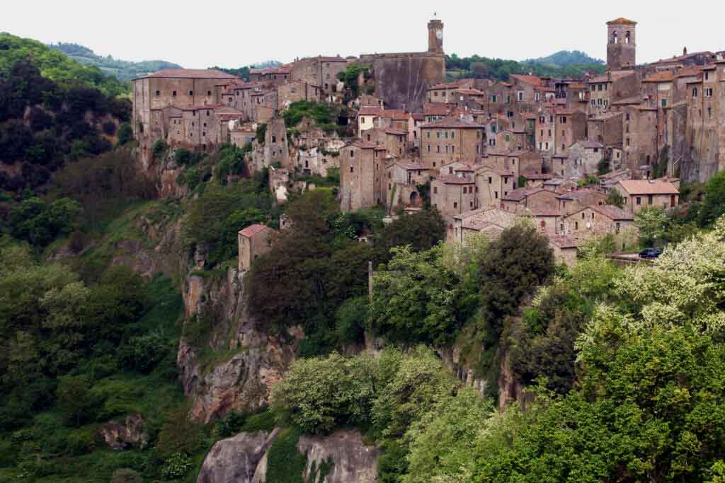 sorano citta del tufo