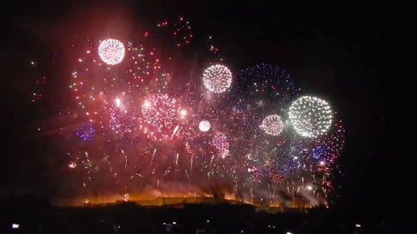 carcassonne fuochi artifico per il festival