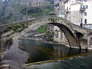 Ponte Vecchio a Dolceacqua Ponte Vecchio a Dolceacqua