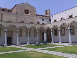 chiostro dell'ex convento di Sant'Anna, ora GAM (Galleria d'Arte Moderna)