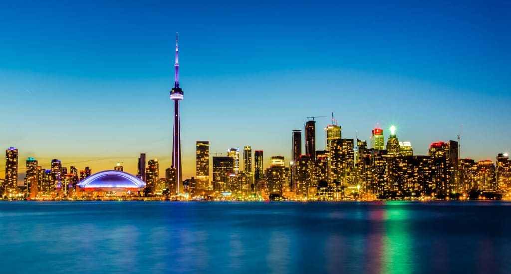 Toronto-skyline-night