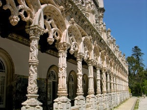 Bussaco Palace Hotel, colonnato