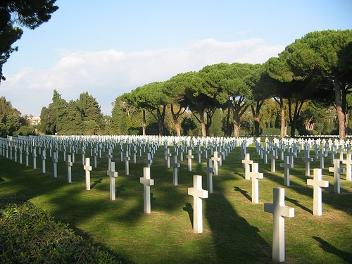 Cimitero Americano Nettuno croci
