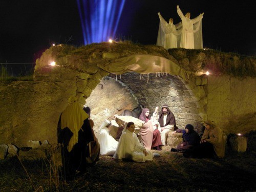 Presepe Vivente Canosa di Puglia grotta