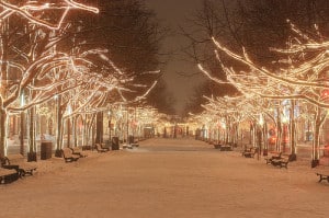 Luminarie lungo il viale Unter den Linden