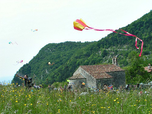Festa-aquiloni-Gemona-Sella-Sant-Agnese
