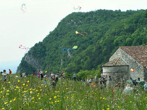 Festa-aquiloni-Gemona-Sella-Sant-Agnese