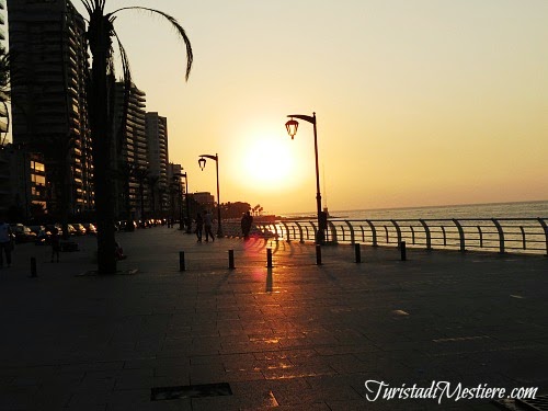 Corniche-Beirut-sunset