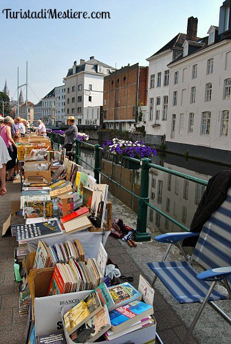 book-market-Gent