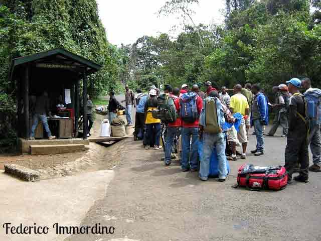 pesa attrezzature kilimanjaro