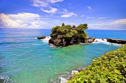 Tanah Lot, Sea Temple Bali, Indonesia Tanah Lot, Sea Temple Bali, Indonesia