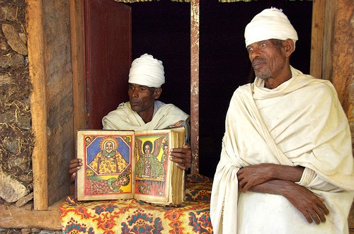 Monaci sul Lago di Tana in Etiopia