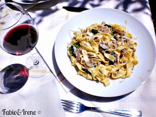 Tagliatelle al ragu bianco spinaci tartufo