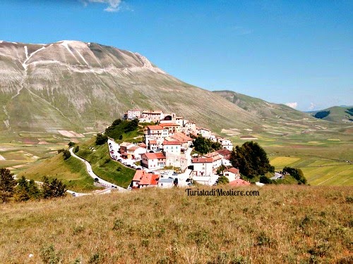 Castelluccio, dallo stesso punto di vista dello scatto Steve Mc Curry