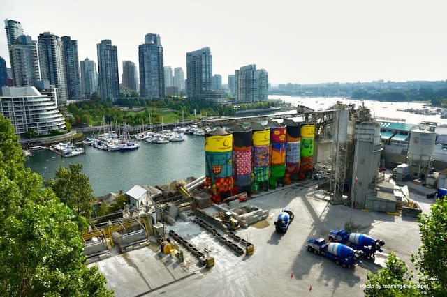 Giants, Open Air Work, Os Gemeos. Vancouver