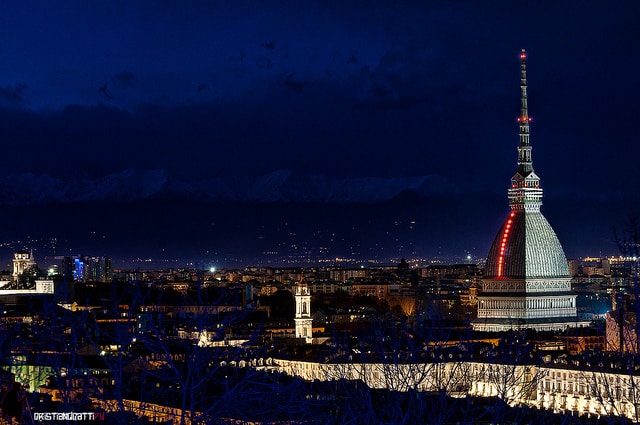 Torino mole by night