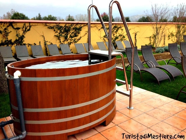 Asmana-Wellness-World-Wine-Sauna