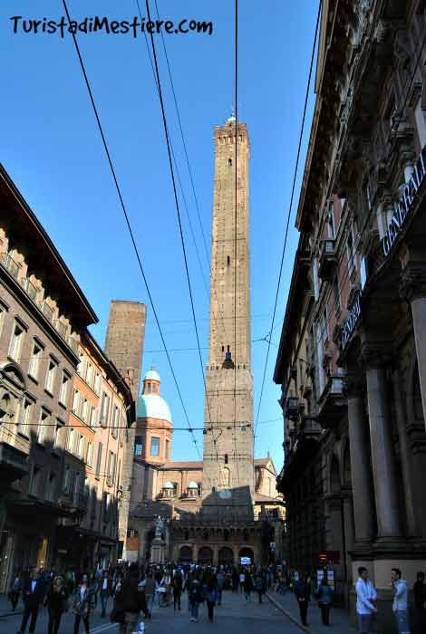 Torre-Asinelli-Bologna