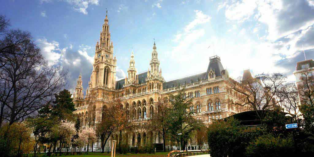 Rathaus-Vienna