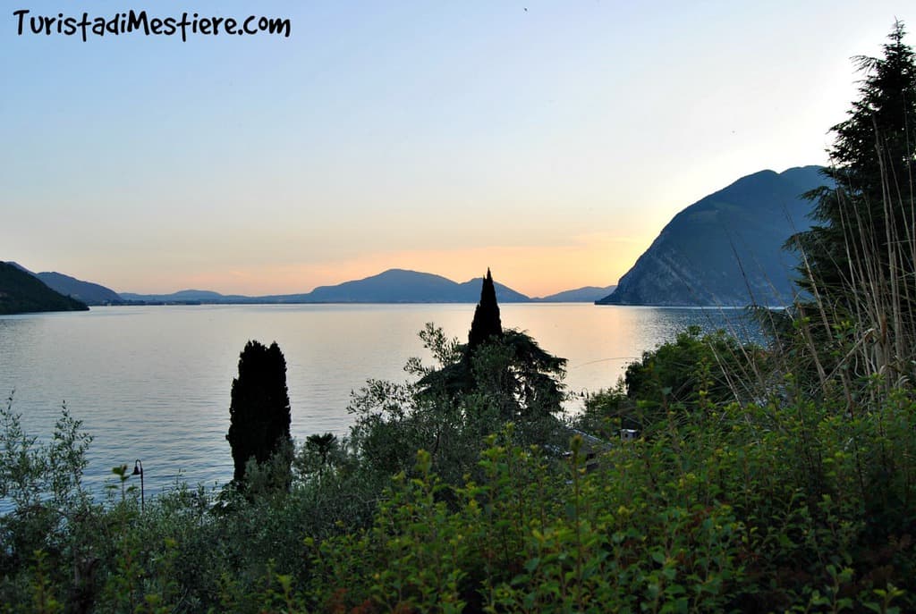 Floating-Piers-Iseo-tramonto