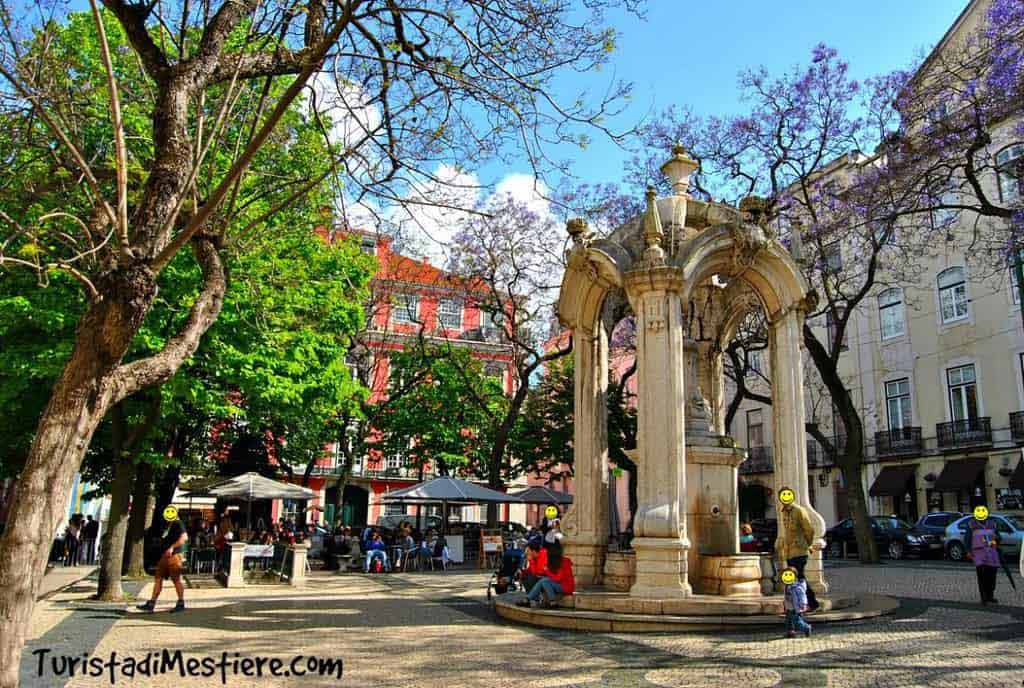 Lisbona Largo doCarmo