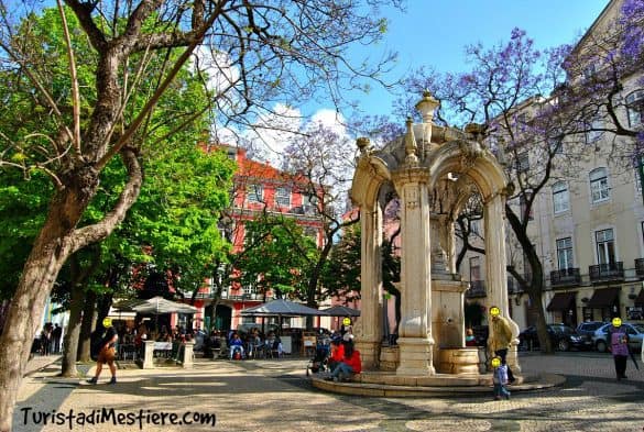 Lisbona Largo doCarmo