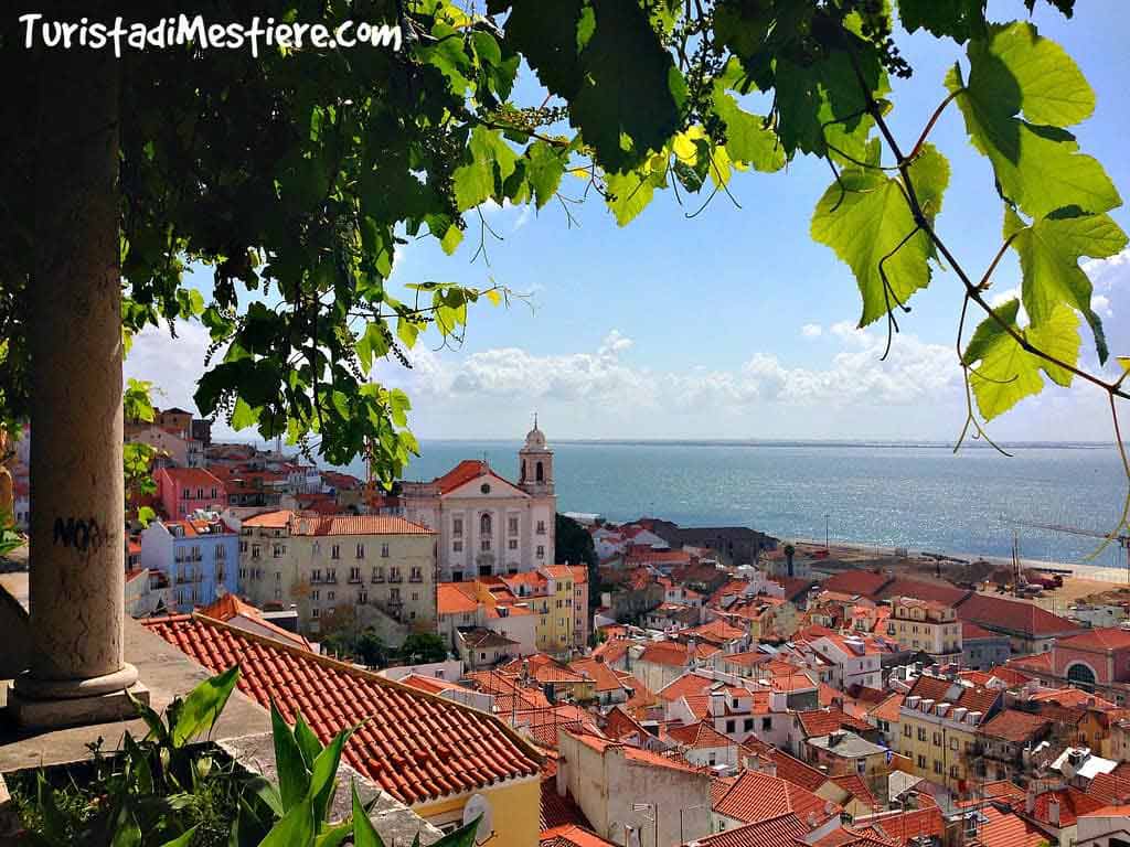 Lisbona-Miradouro-Santa-Luzia