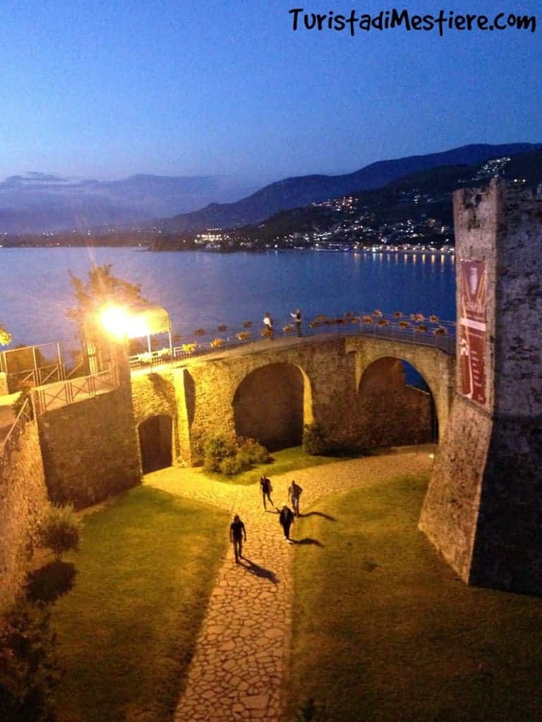 Castello-Agropoli-by-night