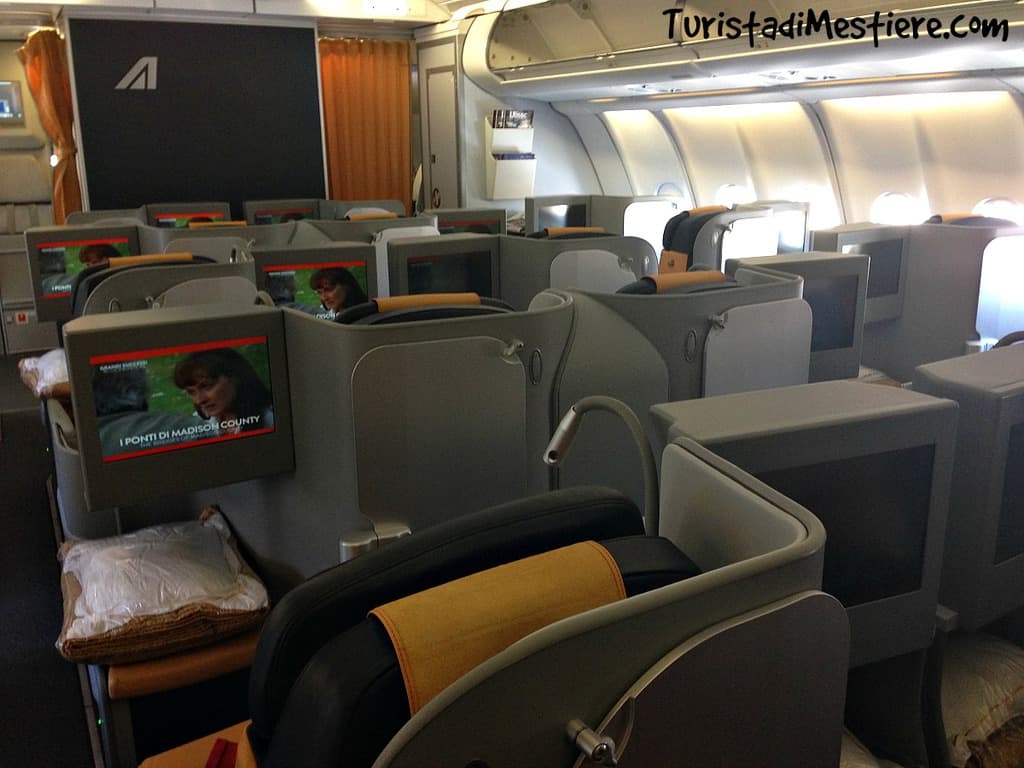 Business-Class-Alitalia