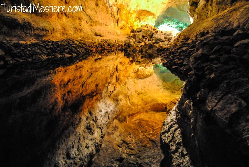 Lanzarote-Cueva-de-los-verdes