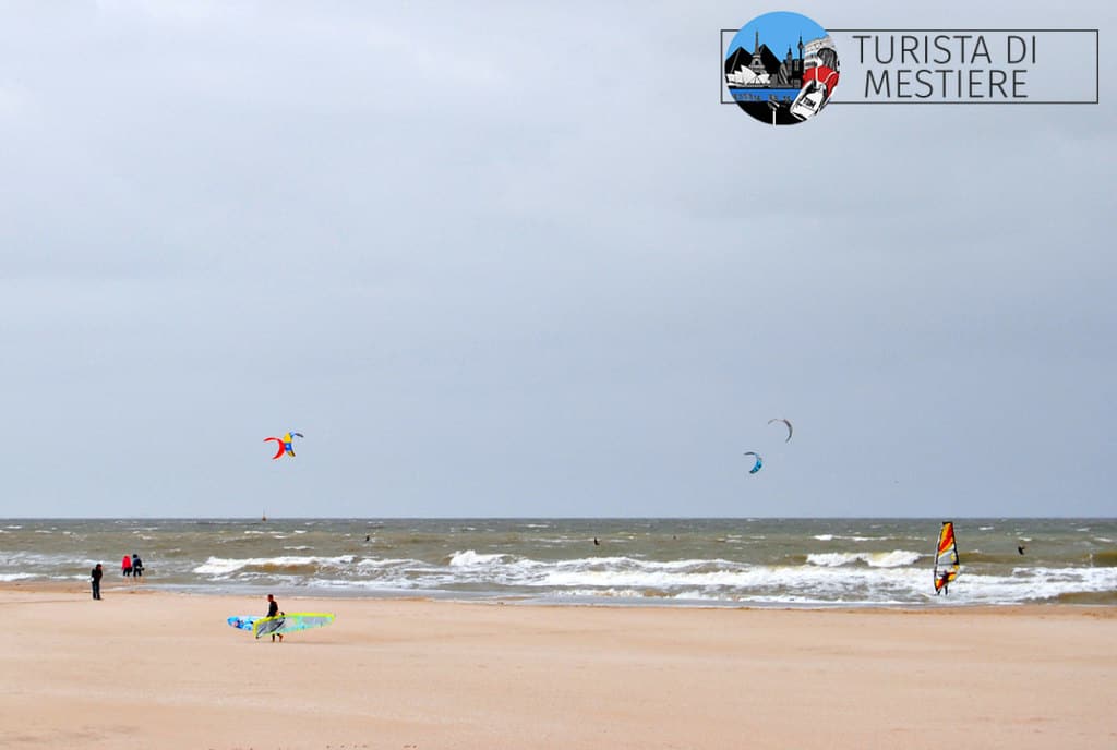 beach-holland-kijkduin-kite-surf