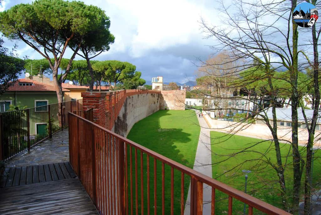 Mura-di-Pisa-passerella-San-Francesco