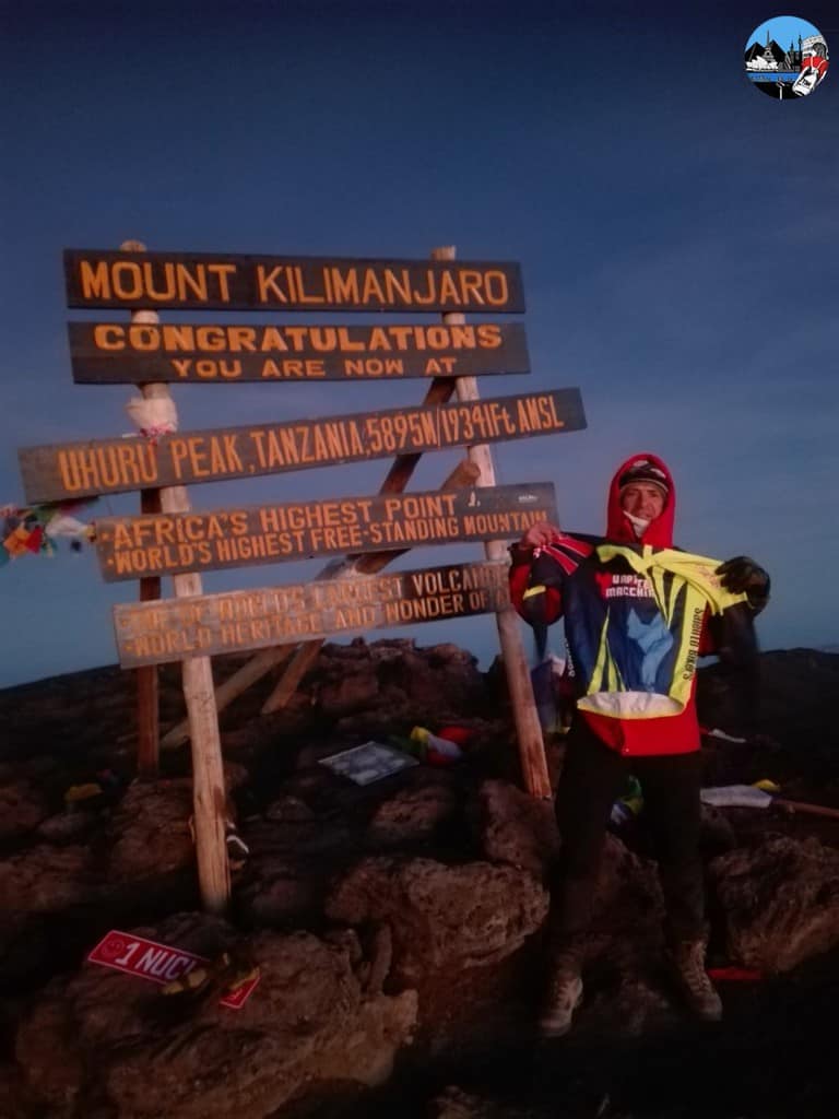 Scalata-kilimanjaro-Uhuru-Peak