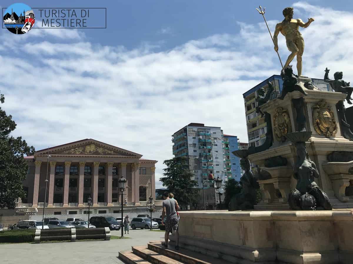 Cosa-vedere-Batumi-Fontana-Nettuno