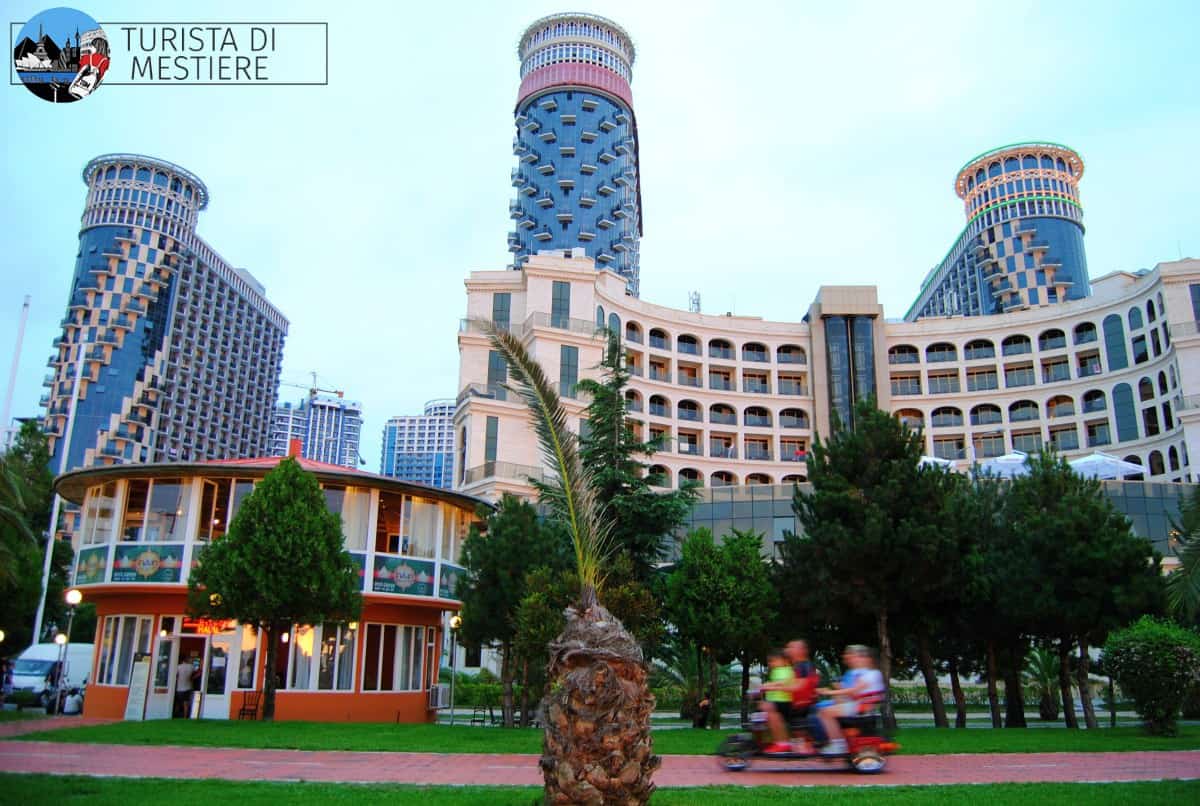 Cosa-vedere-Batumi-Orbi-Sea-Towers