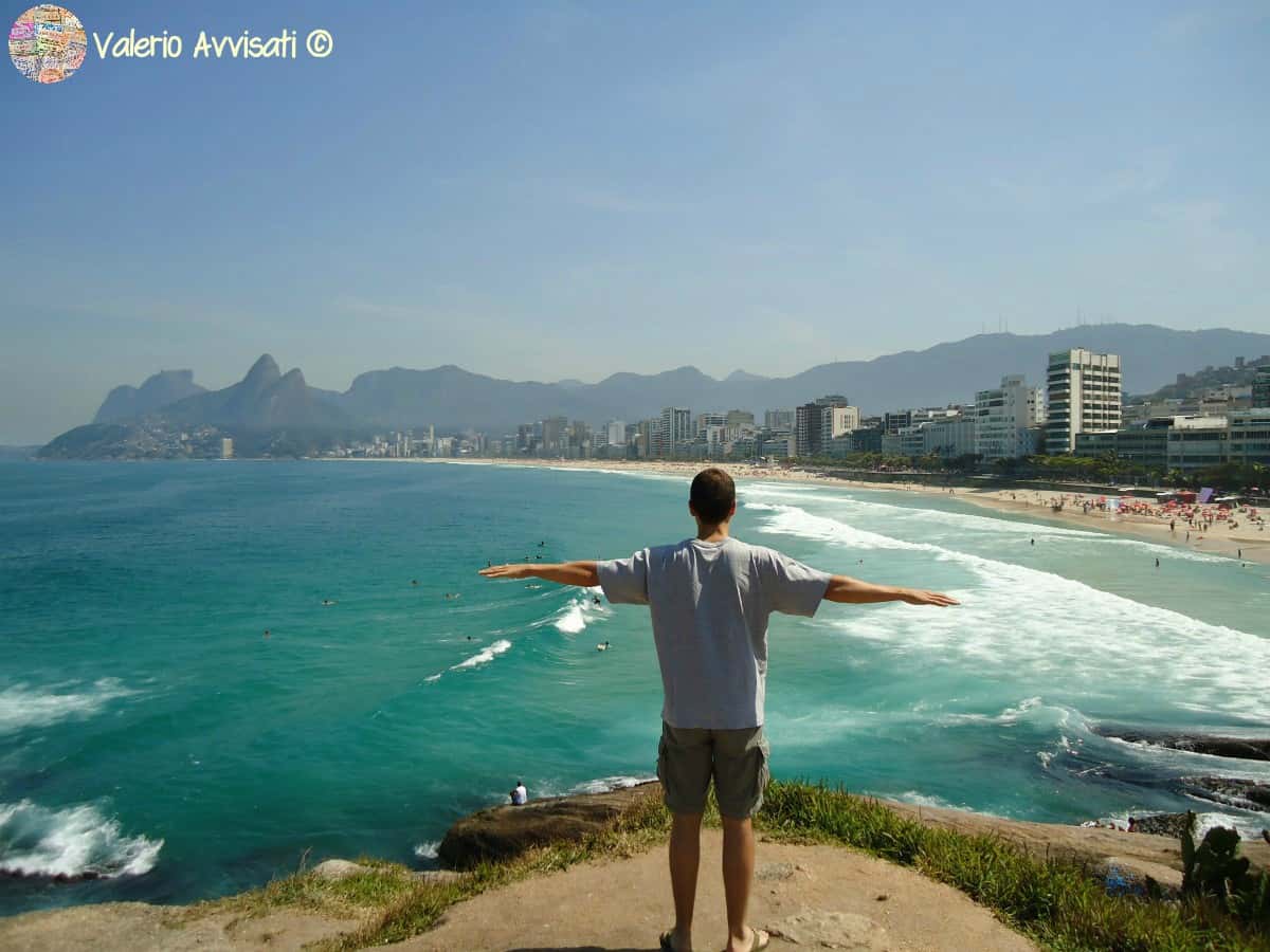 Rio-de-janeiro-Arpoador-view-on-Ipanema