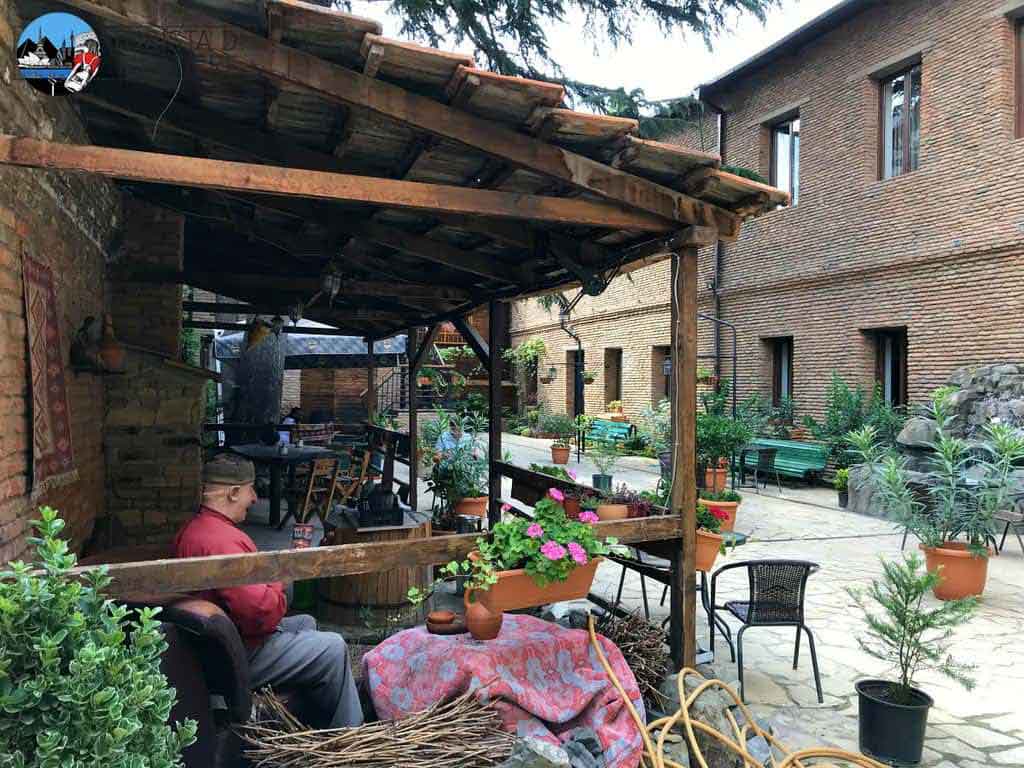 Dove-dormire-Tbilisi-Tiflis-Hotel-giardino