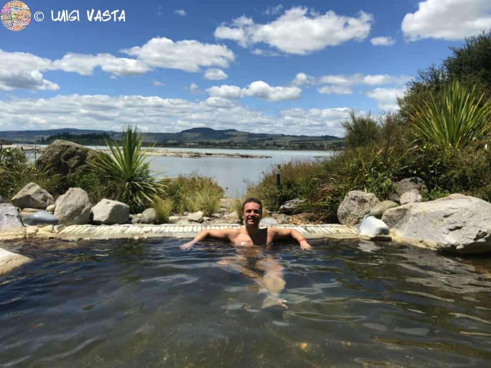 Viaggio-Nuova-Zelanda-15-giorni-Lago-Rotorua-Polynesian-Spa