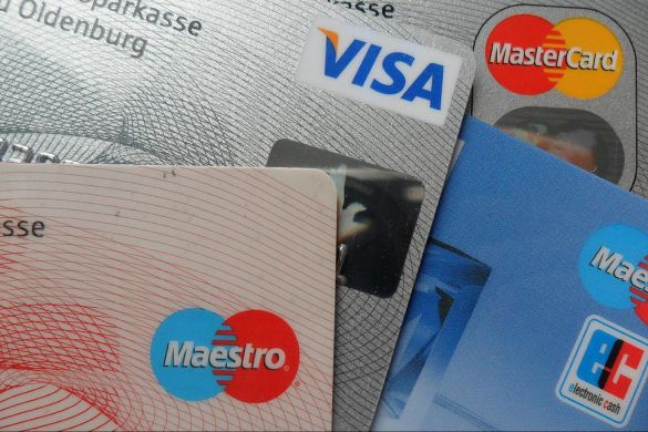 prelievo contanti carta di credito in viaggio