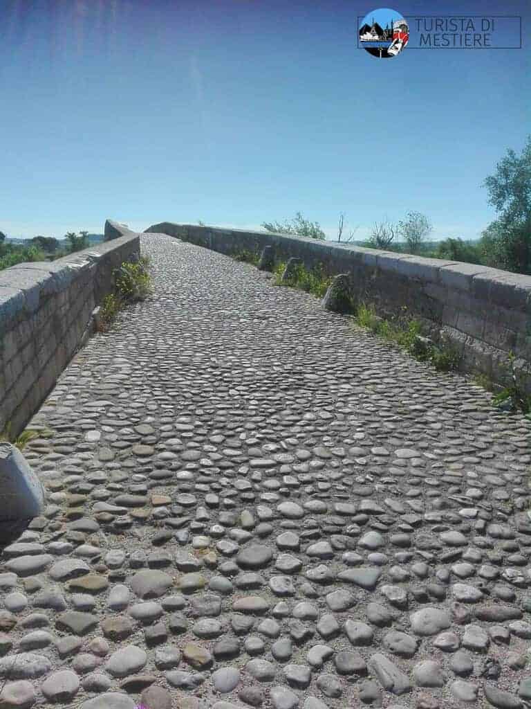 Via-Francigena-del-Sud-Ponte-romano-Ofanto