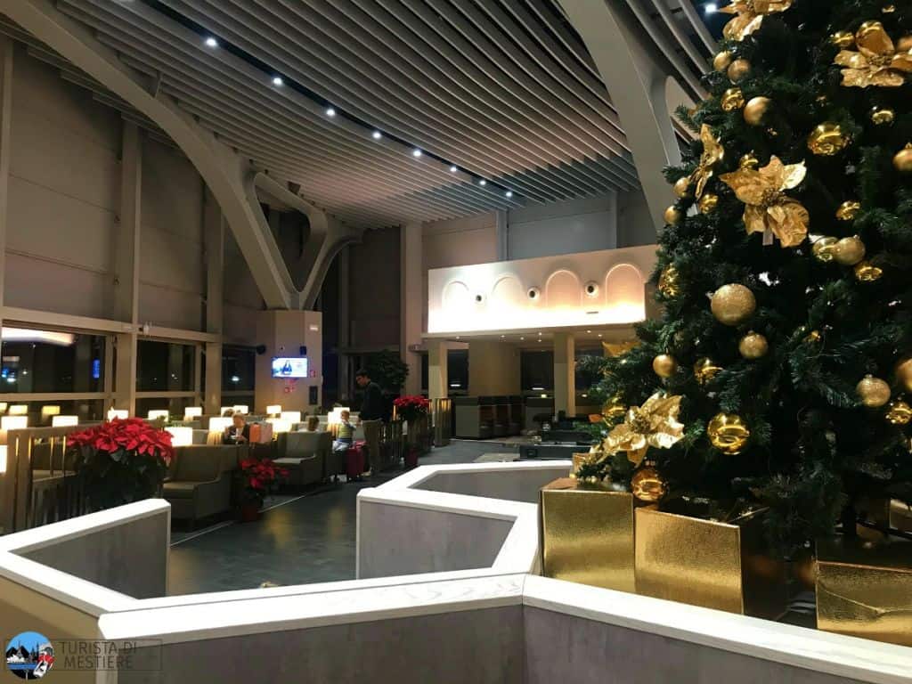 Plaza-Premium-Lounge-Fiumicino-postazioni-lavoro