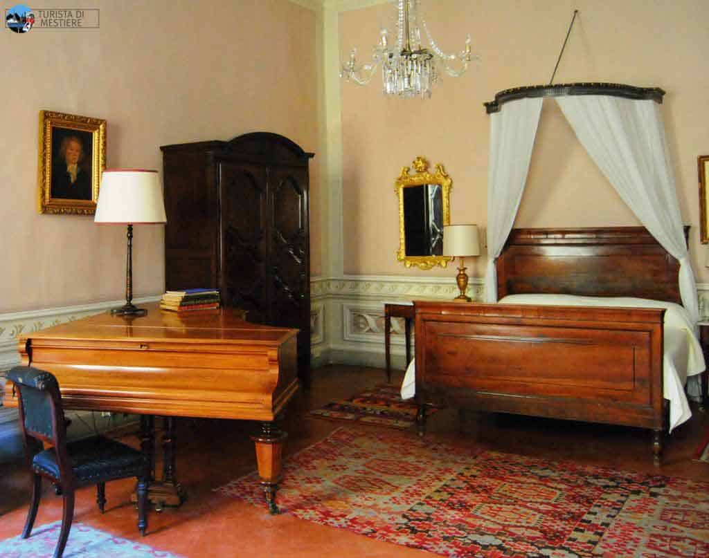 dormire-in-un-museo-italia-Casa-Guidi-camera-letto