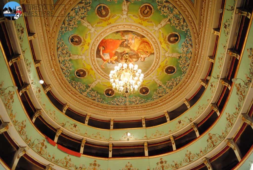 COSA-VEDERE-OFFIDA-TEATRO-SERPENTE-AUREO
