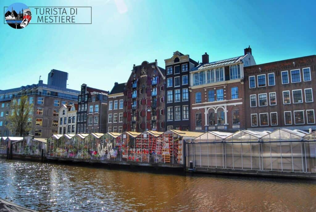 Mercato-dei-fiori-galleggiante-Amsterdam
