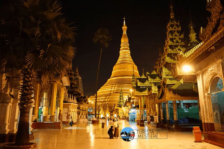 Shwedagon Pagoda a Yangon