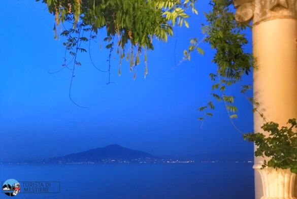 Golfo napoli Vista Vesuvio da Sorrento