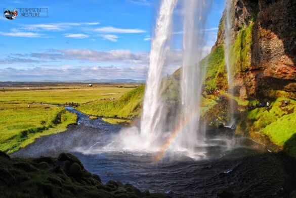 islanda  giorni agosto seljalandsfoss