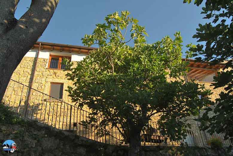 La Noce Spagnola dal giardino